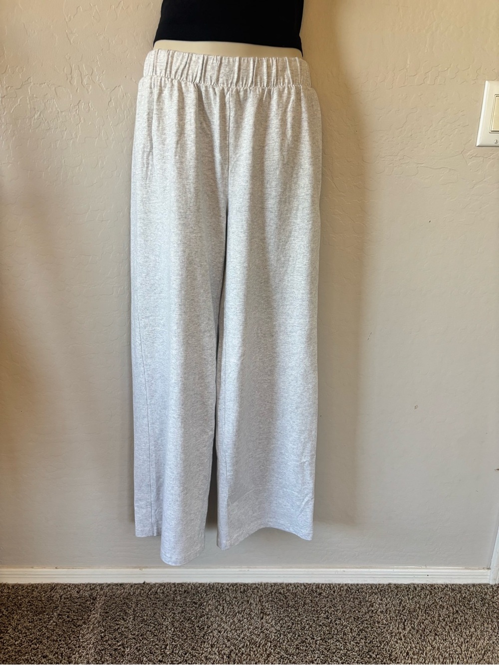 Urban Outfitters Wide Leg Elastic Waist Pants in Light Heather Gray - Picture 2 of 9
